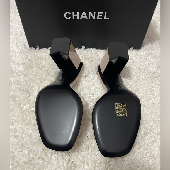 CHANEL 22C Mules Size 36.5 - Picture 5 of 6